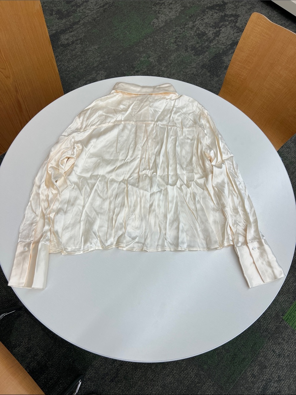SNDYS. Revolve rising satin long sleeve shirt button down collared top champagne - Picture 9 of 11
